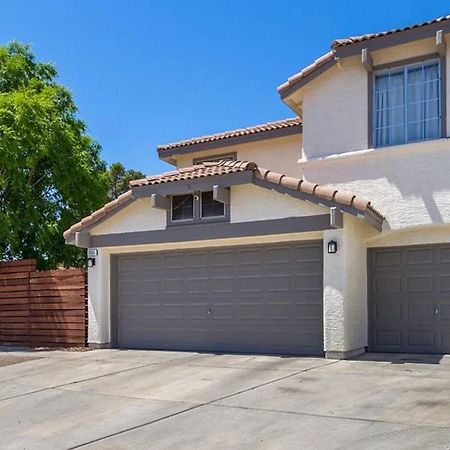 לאס וגאס Comfy Expansive Home - Near The Strip - Heated Pool מראה חיצוני תמונה