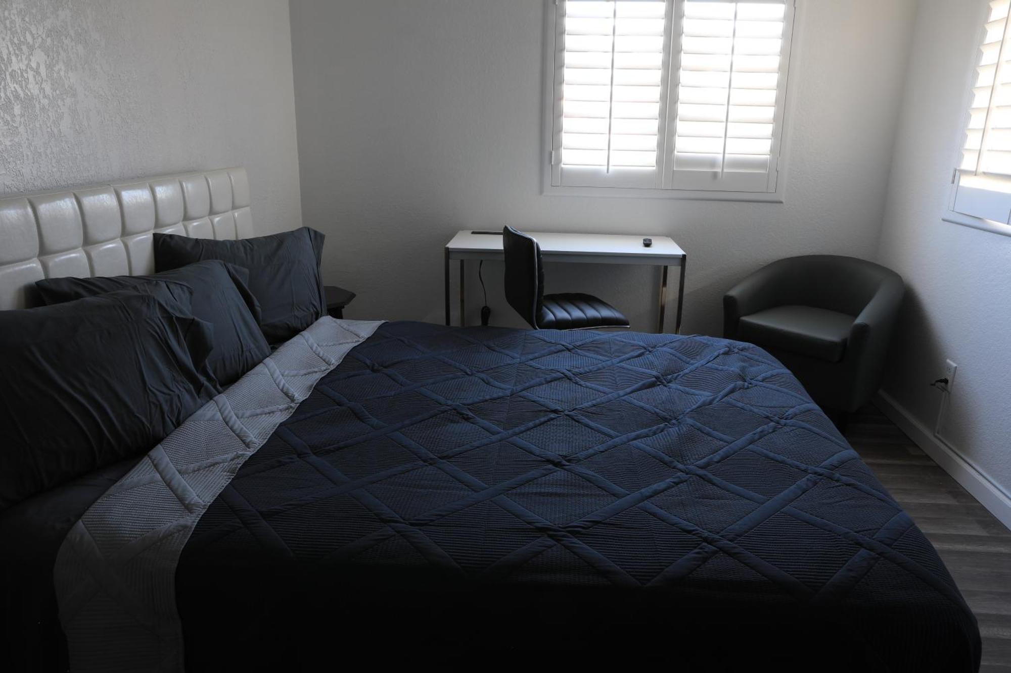 לאס וגאס Comfy Expansive Home - Near The Strip - Heated Pool מראה חיצוני תמונה