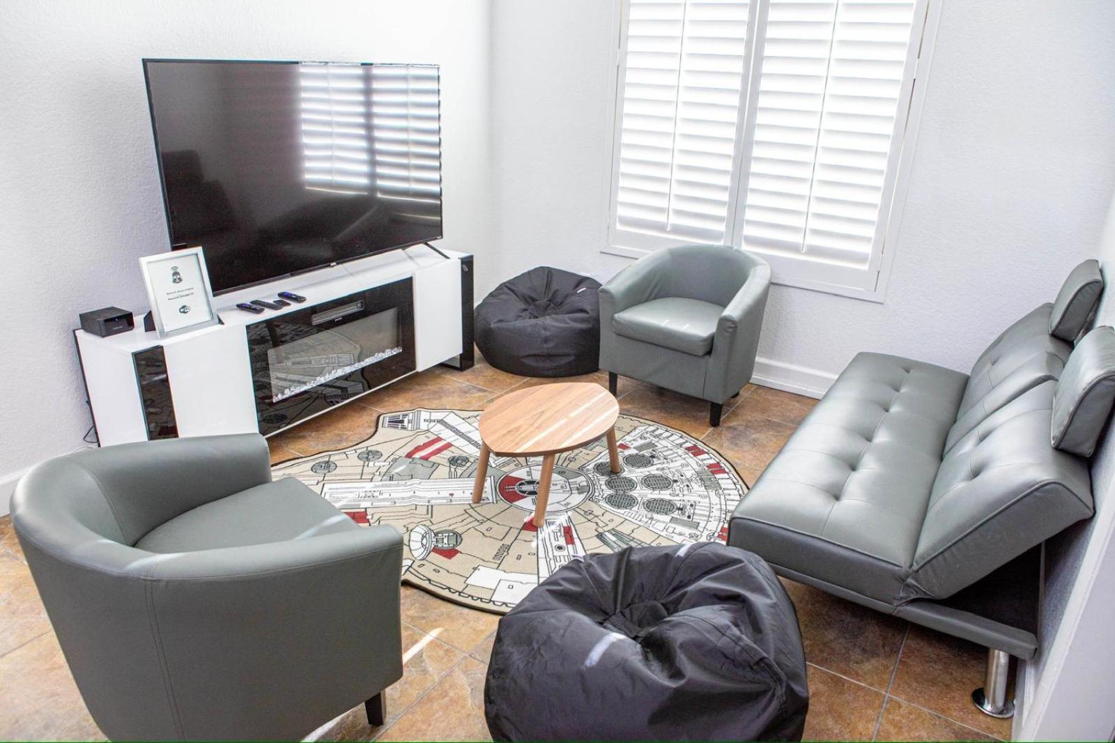 לאס וגאס Comfy Expansive Home - Near The Strip - Heated Pool מראה חיצוני תמונה